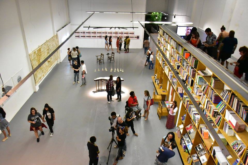 Galpão Bela Maré celebra 10 anos com exposição de artes visuais 1 Galpão Bela Maré celebra 10 anos com exposição de artes visuais