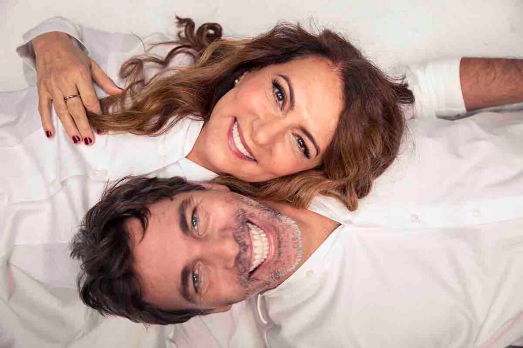 Com Patricya Travassos e Marcelo Faria, “DUETOS, a comédia de Peter Quilter” estreia em Niterói com três únicas apresentações