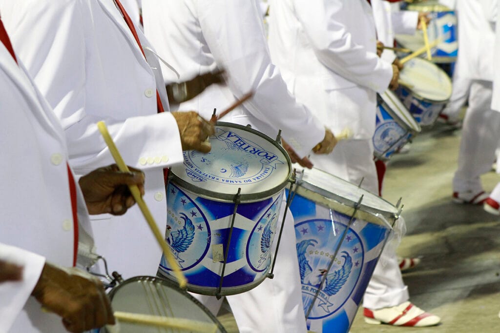 LSH by OWN Lifestyle Hotel oferece feijoada com apresentação da bateria da Portela em novembro