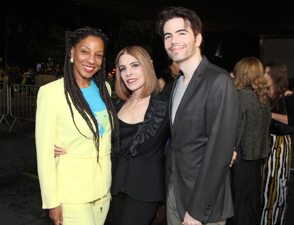 Encerramento do espetáculo 'Pessoas(s)', com a Studio3 Cia de Dança, lota o MASP Auditório