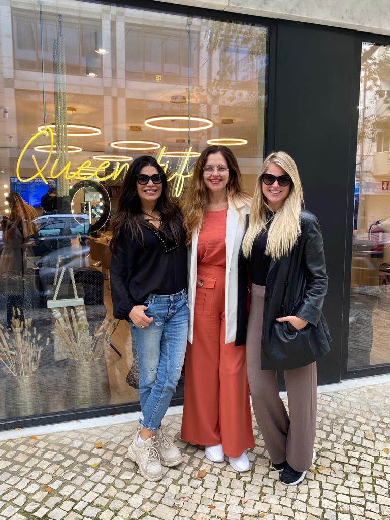 Estilistas brasileiras Maisa Gouveia e Natália Gouveia  lançam nova coleção com desfile surpreendente e deslumbrante em Portugal