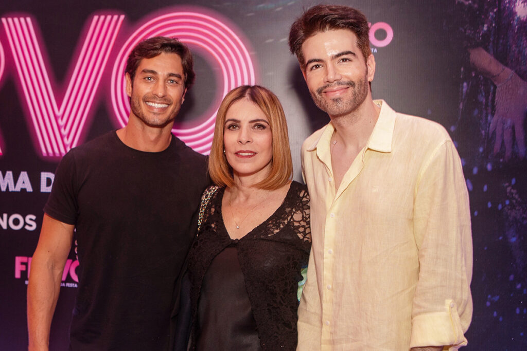 Pré-estreia do filme ‘Fervo’ tem tapete vermelho concorrido no Rio de Janeiro