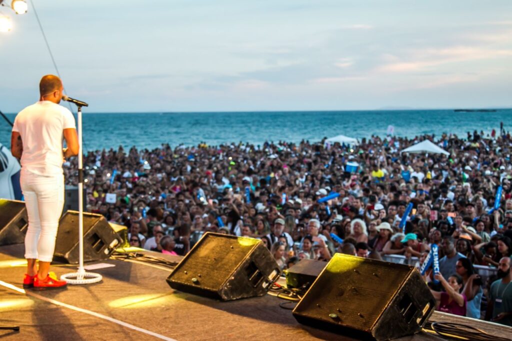 Diogo Nogueira abre o Sesc Verão RJ 2023 na Costa Verde