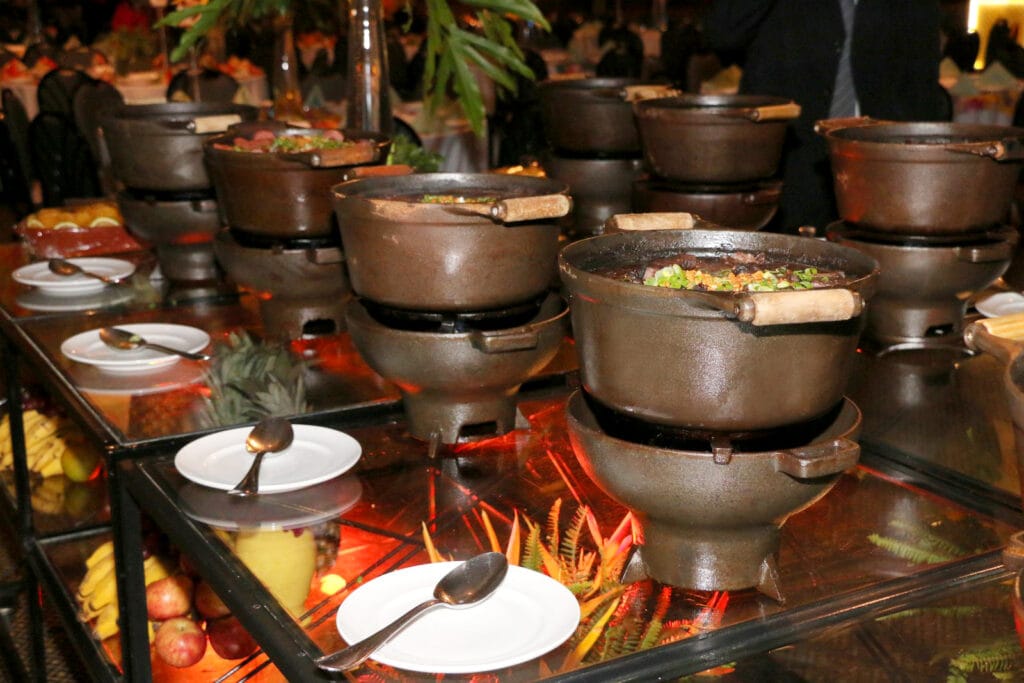 Rede Windsor Hoteis inicia o ano com Feijoada Pré-Carnavalesca