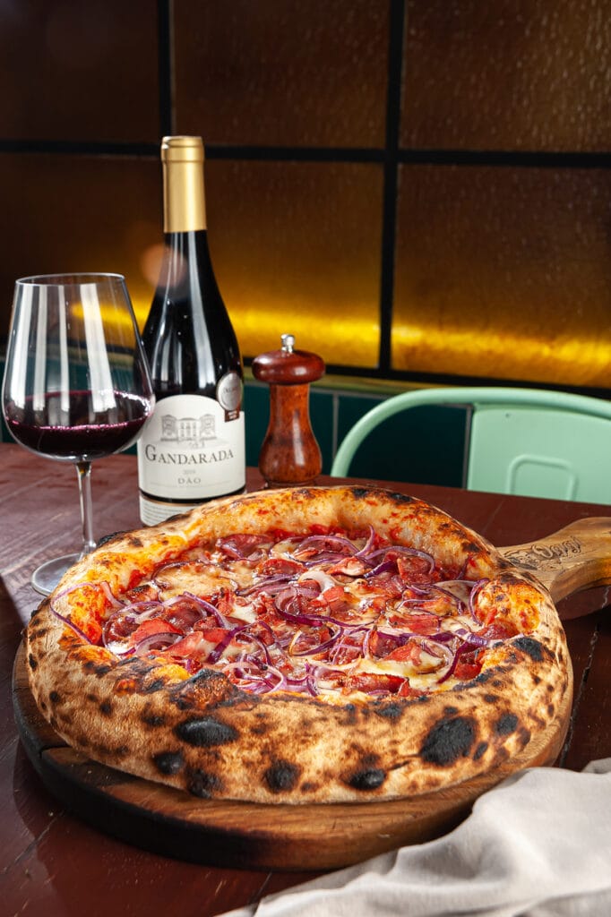 Oggi Pizza Napoletana traz no cardápio opções refrescantes para o verão