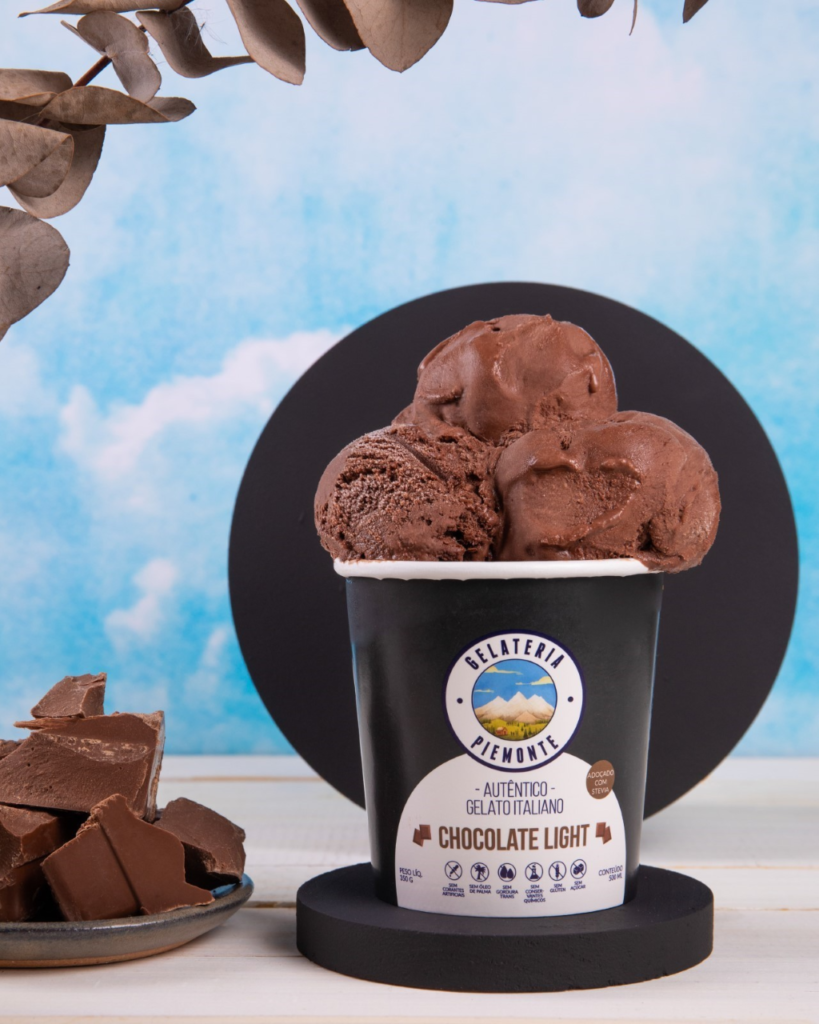 Páscoa 2023: Gelateria Piemonte lança gelato de Ovomaltine, Gianduiotto e Chocolate com amêndoas