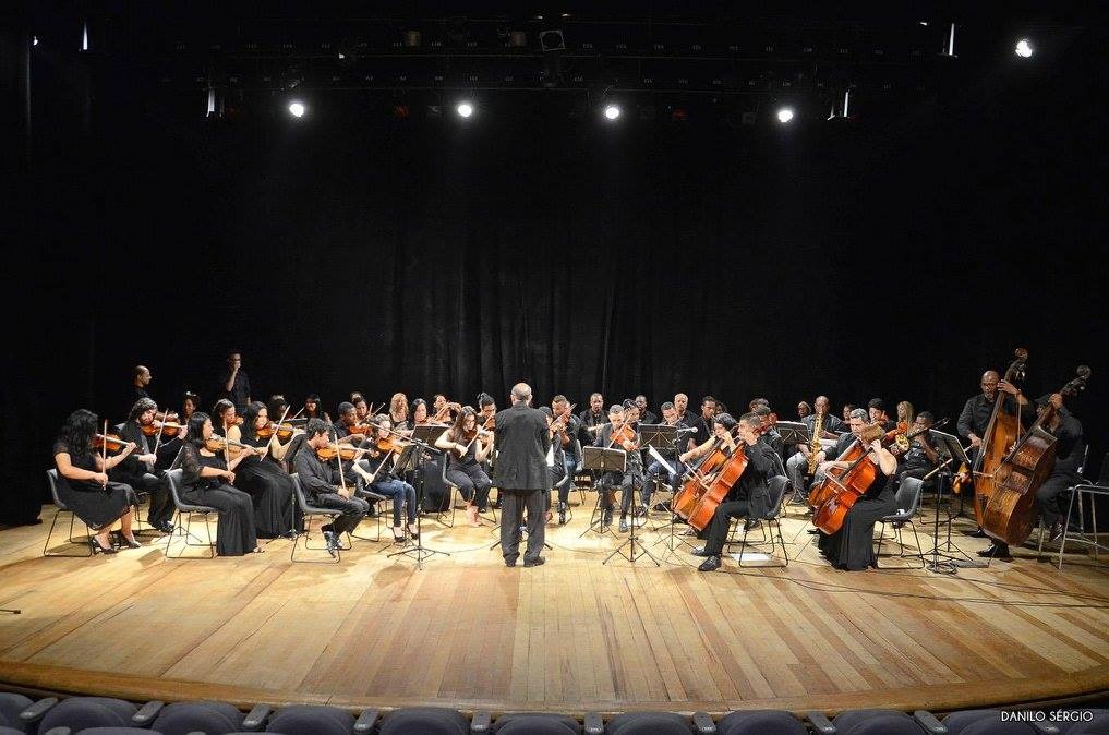 Orquestra da Baixada faz Concerto Mães de Pet, nesta sexta (12), no Teatro Sesc Meriti, com entrada gratuita