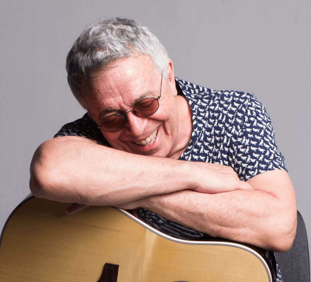 LUIZ CARLOS SÁ, Solo e Bem Acompanhado -Teatro Rival