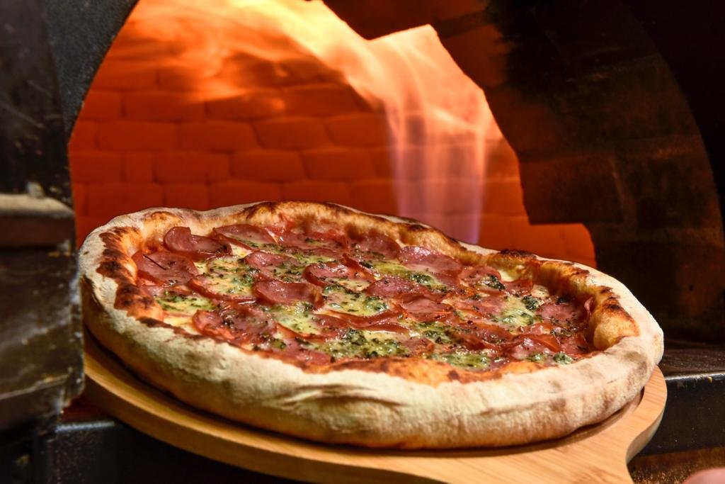 Mia Cucina comemora o Dia da Pizza com ação especial