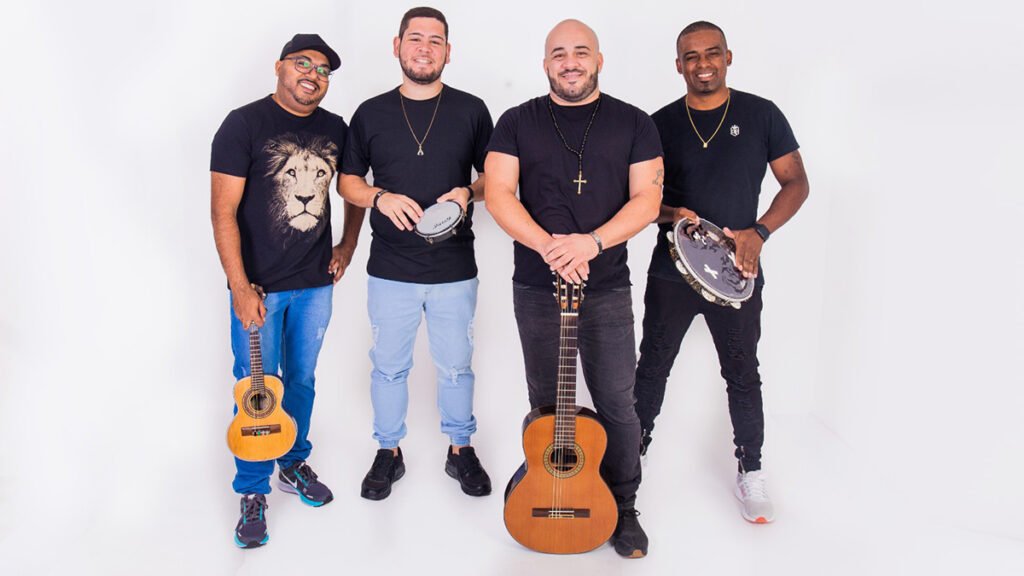 Duh Romão, Rafa Cruz, Jaka e Diego Silva integram o Quarteto Roda de Samba crédito Divulgação