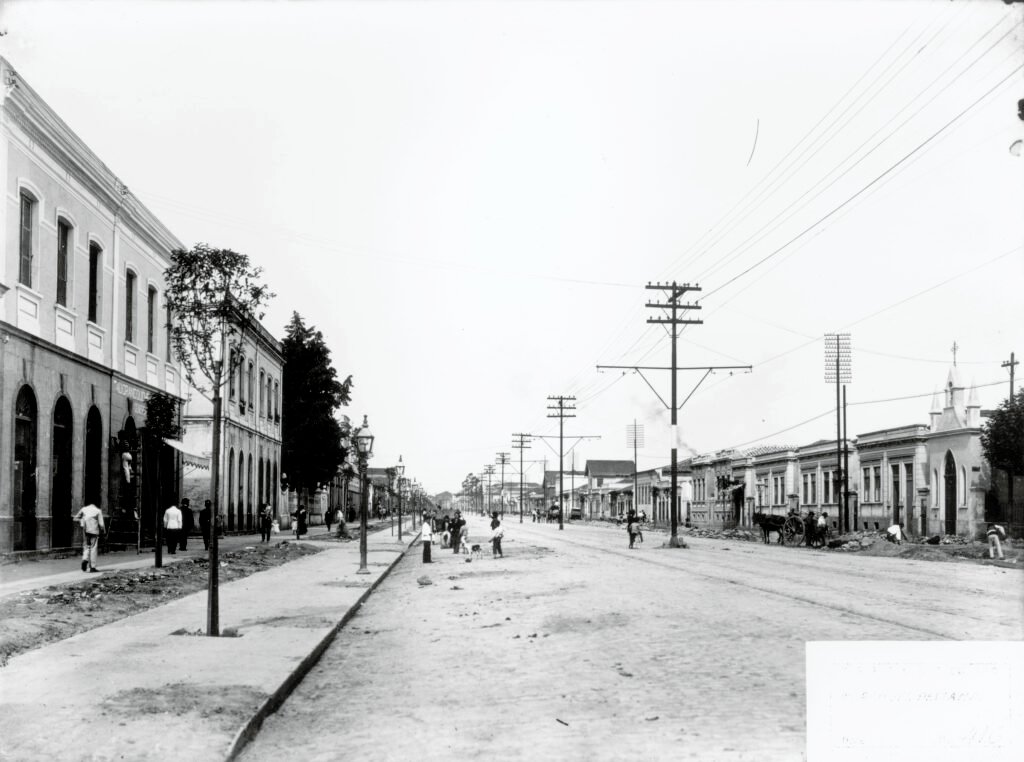 Foto 1 Avenida Rangel Pestana em direção ao bairro, a partir de ponto próximo à Várzea do Carmo (atual Parque D