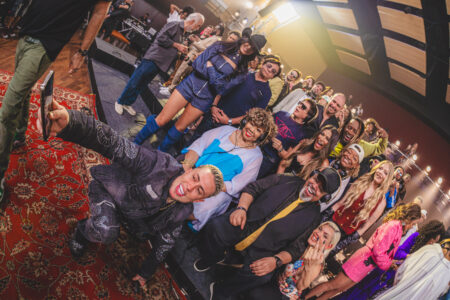 Rock in Rio lança música e clipe de “Deixa o Coração Falar” Rock in Rio lança música e clipe de “Deixa o Coração Falar”