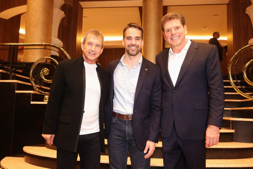 Roxy Dinner Show abre as portas em noite icônica em Copacabana