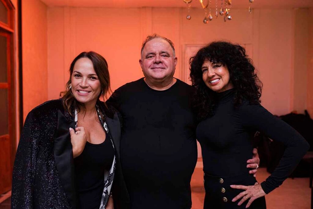 LEO LAIME ESTREIA POCKET SHOW NA CASA HORTO COM RICARDO LEÃO