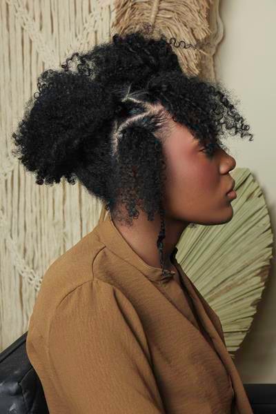 Trançando Histórias: um penteado afro que celebra a Consciência Negra