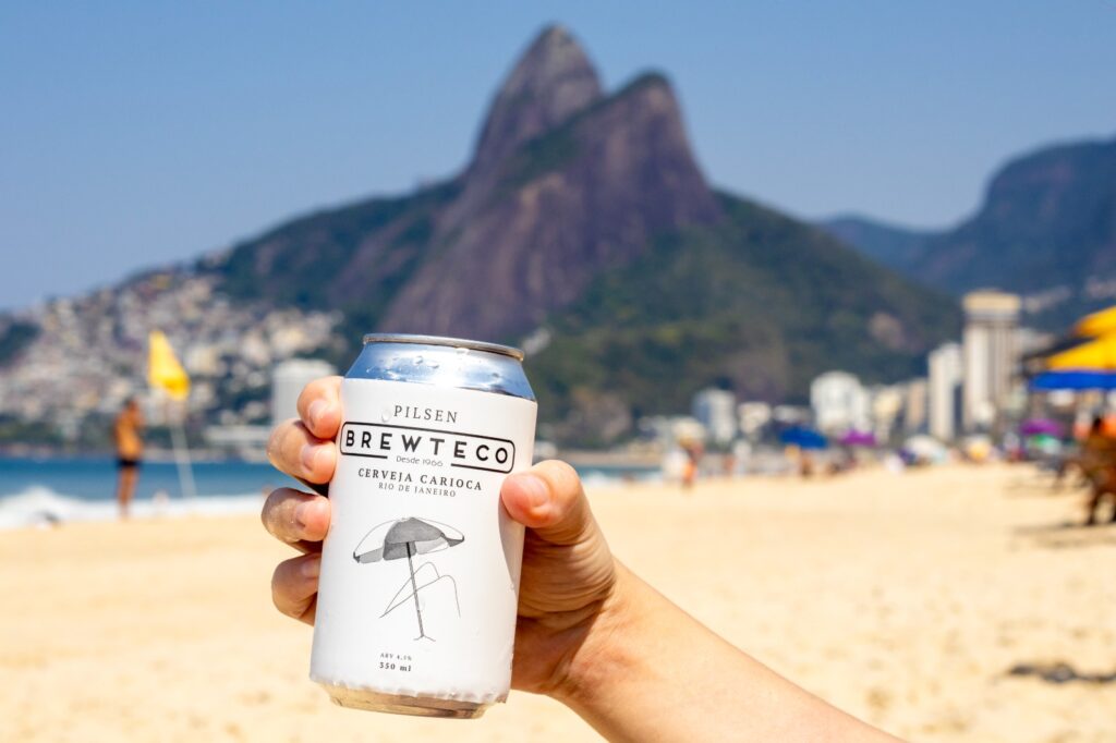 Brewteco lança cerveja inspirada nas praias cariocas neste sábado, em Ipanema