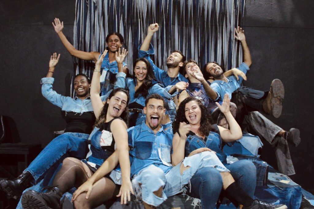 Espetáculo gratuito ‘Chorume’ estreia dia 27 na primeira escola de teatro do Brasil, no Centro do Rio