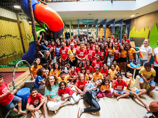 Instituto Entre o Céu e Favela lança campanha de natal para crianças do Morro da Providência e Zona Portuária