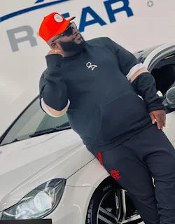 A Resistência e a Autenticidade de MC Bobô: O Ícone do Funk Carioca que Transforma Realidade 1 A Resistência e a Autenticidade de MC Bobô: O Ícone do Funk Carioca que Transforma Realidade