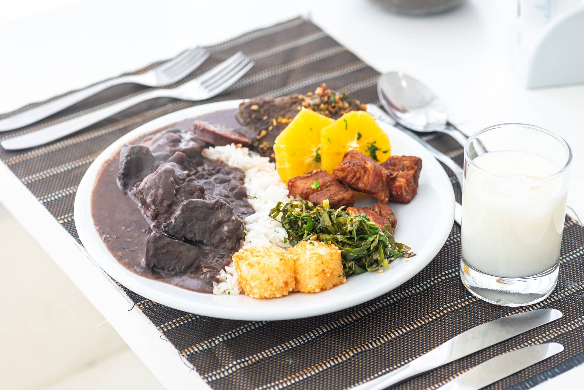 Nalu By CDesign apresenta Feijoada aos sábados 2 Nalu By CDesign - Feijoada