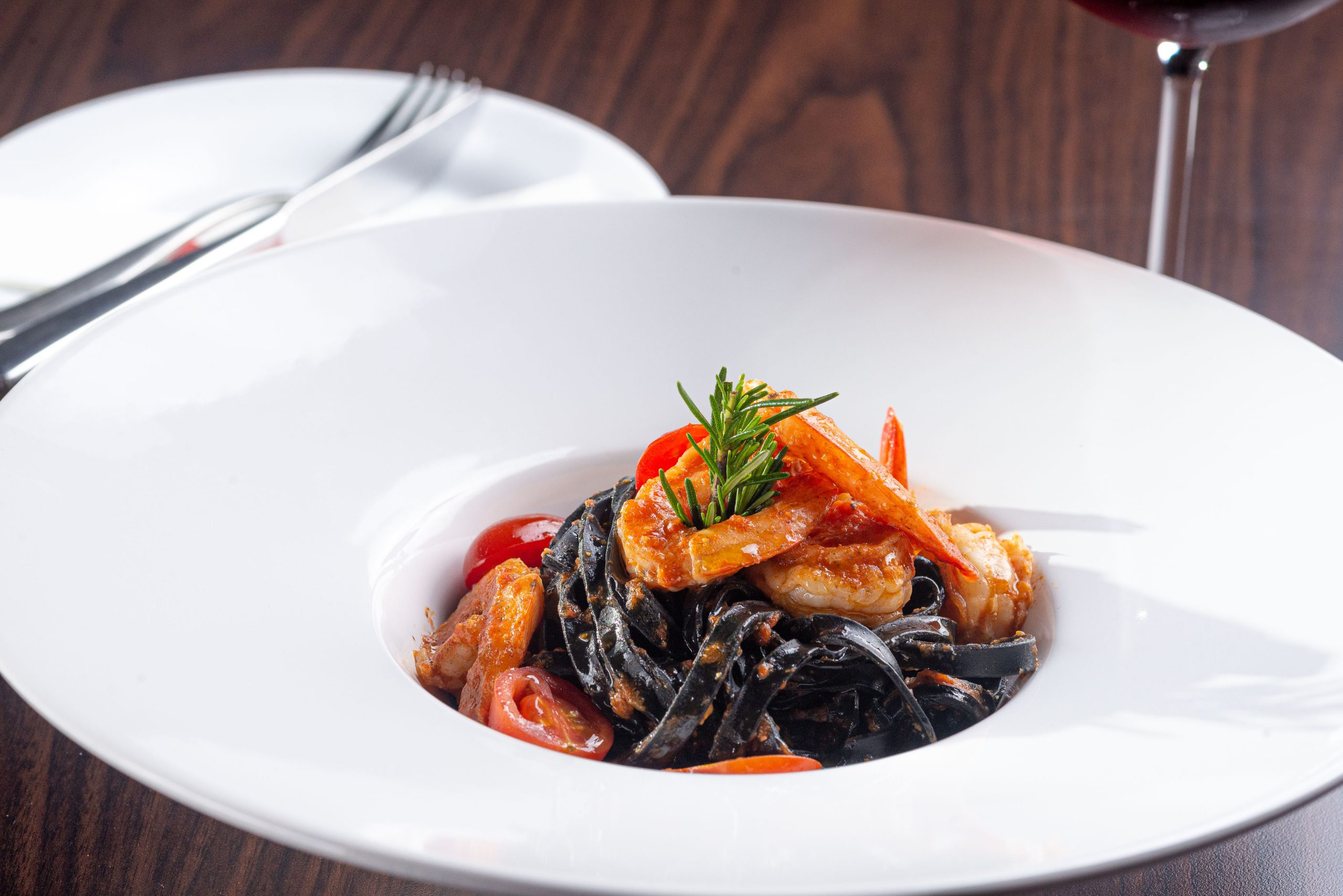 O mar está para peixes no VINO! Ipanema 1 Vino - Fettuccine Nero