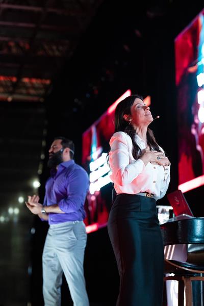 Rio de Janeiro sediou o Protagon com Wendell Carvalho e Karina Peloi rumo à sua Vida Épica