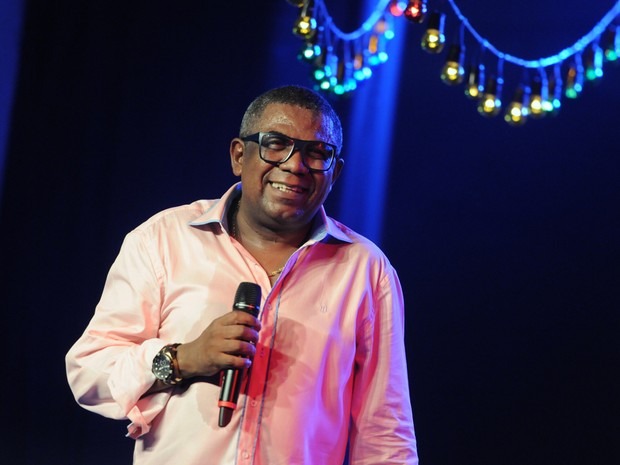Tributo ao Reinaldo no feriado do Dia da Consciência Negra com feijoada no Renascença Clube