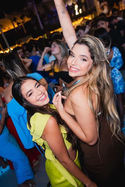 Júlia Loza e Luiza Porto, sócias da ELAS Produtora, fazem mais uma entrega de sucesso em Salvador