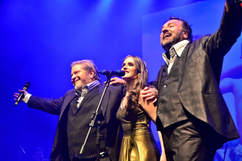 Trio A Bela e os Tenores apresenta seu mais novo espetáculo, o “Especial Andrea Bocelli”, no Teatro Riachuelo
