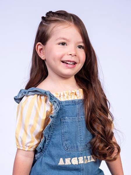 Coque trançado é aposta divertida para cabelos infantis