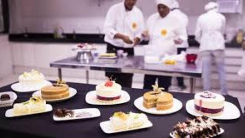 Formação em gastronomia é ótima alternativa de renda para 2025