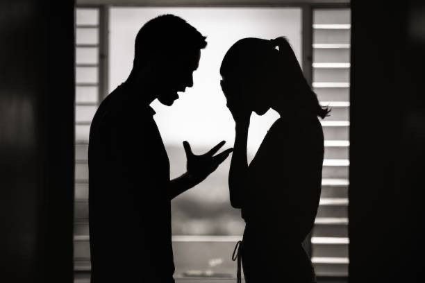 Amor em Tempos Modernos: Por que Tantas Relações Enfrentam Crises?