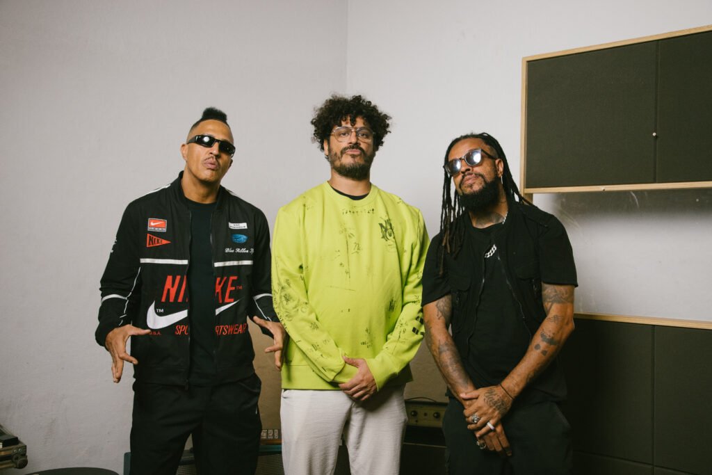 Criolo, Rael e Mano Brown anunciam única apresentação em São Paulo 1 Criolo, Rael e Mano Brown anunciam única apresentação em São Paulo