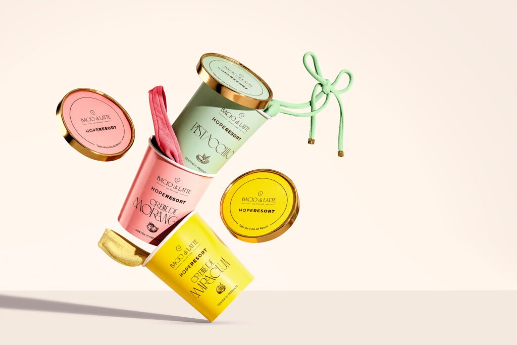 HOPE Resort e Bacio di Latte estreiam collab com dez produtos de linha praia inspirados nas cores e sabores icônicos da gelateria 1 HOPE Resort e Bacio di Latte estreiam collab com dez produtos de linha praia inspirados nas cores e sabores icônicos da gelateria