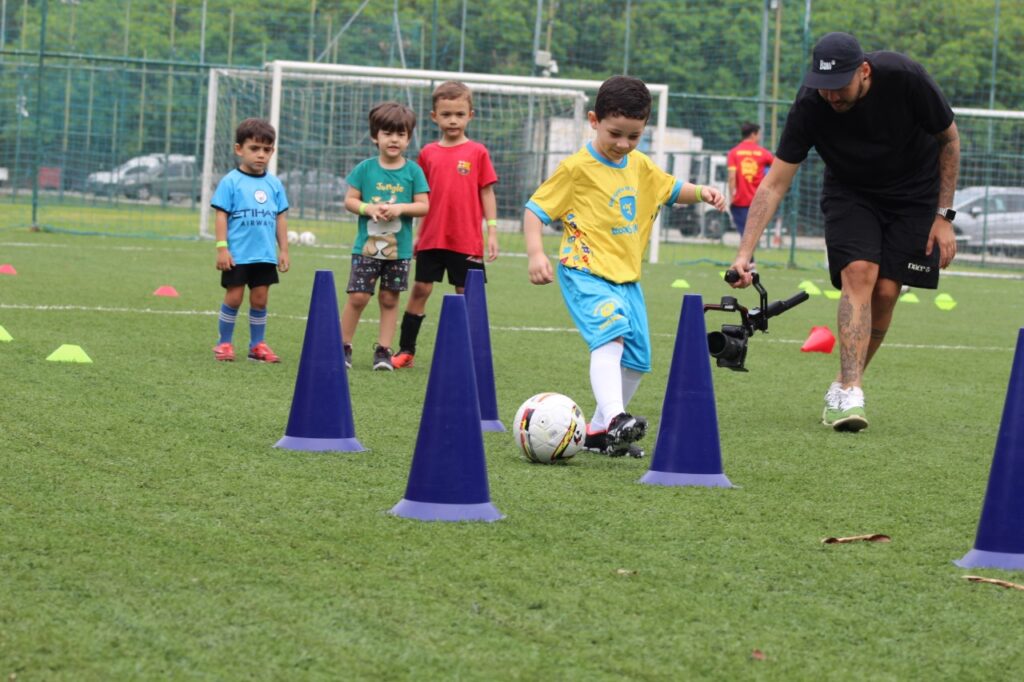Férias de Verão no Rio: Descubra as melhores opções de hotéis com novidades imperdíveis! 🌞 8 Escolinha de Futebol Le Canton
