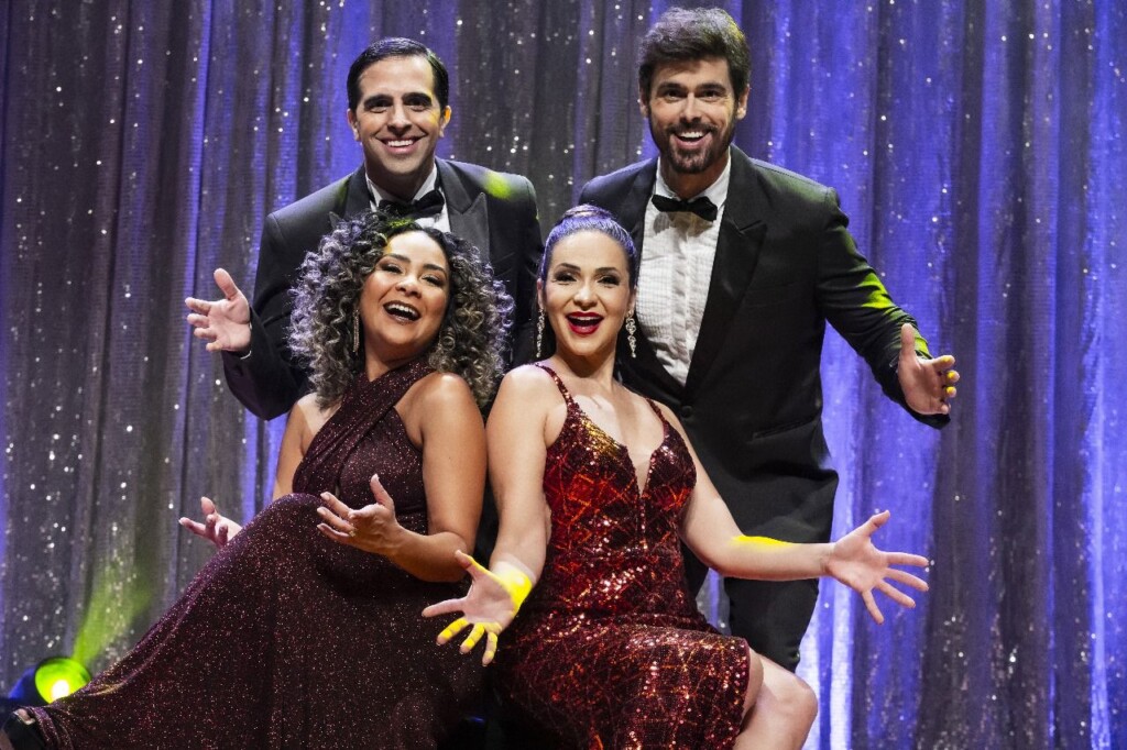 Grandes nomes do teatro musical brasileiro encantam no show Fascinante Natal, com clássicos natalinos em uma experiência única