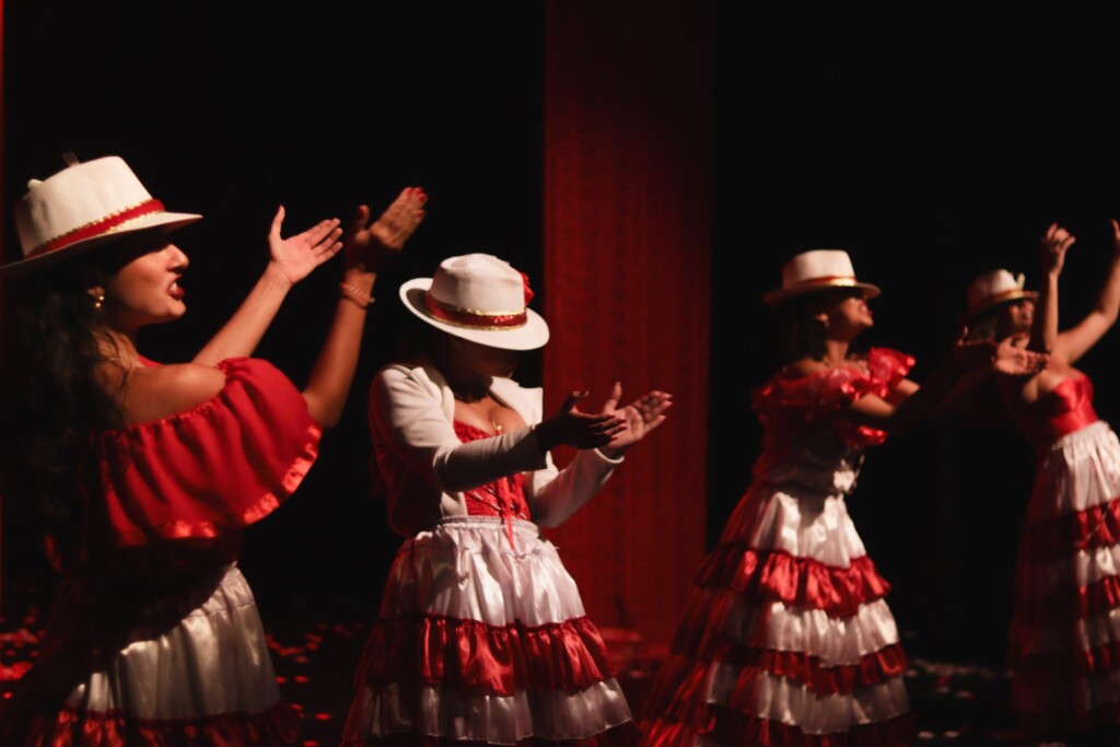 Cia de Teatro Nós Que Tá apresenta “Maria no Fio da Navalha” em única sessão no Teatro Bangu Shopping