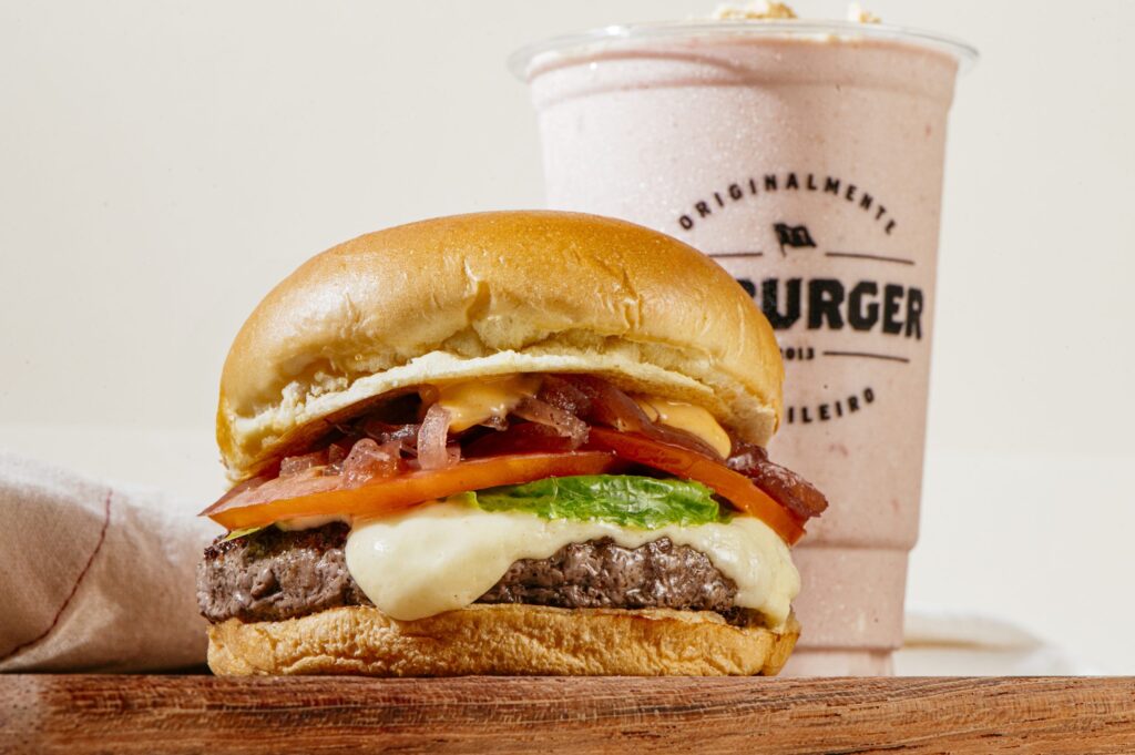 Em parceria com a chef Manu Buffara, T.T. Burger chega a Curitiba oferecendo experiência gastronômica única