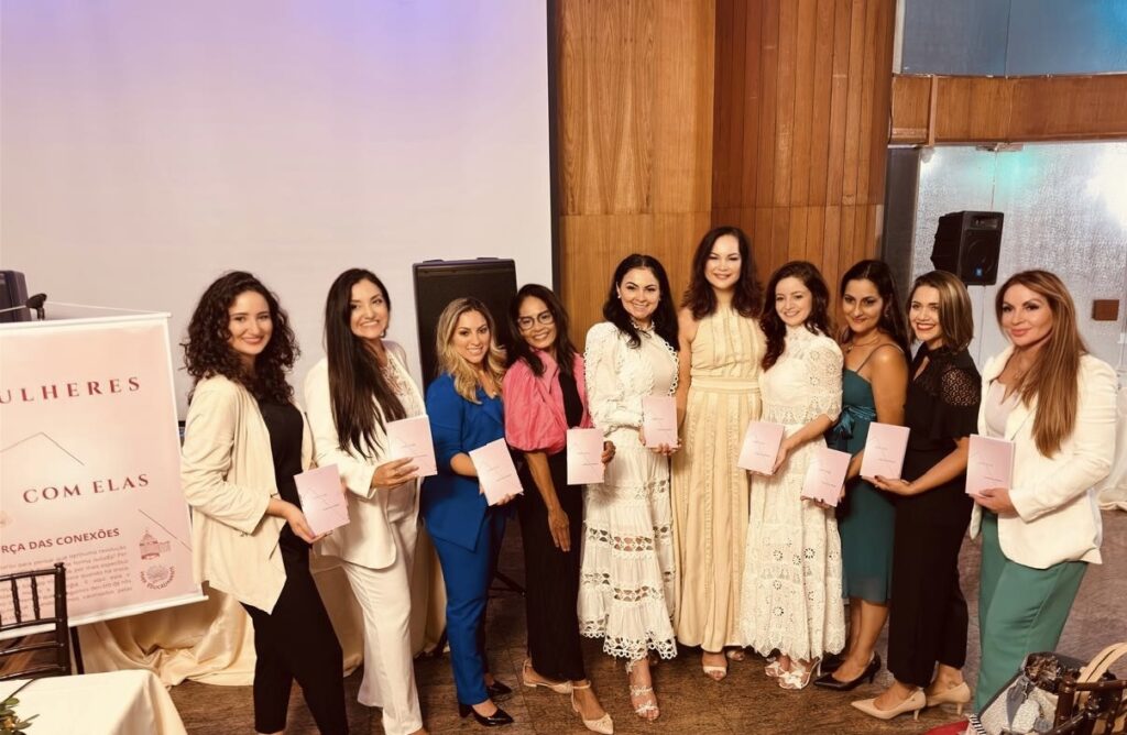 “Com Elas Mulheres”: Evento Inspirador Reúne 100 Mulheres no Círculo Italiano, em São Paulo