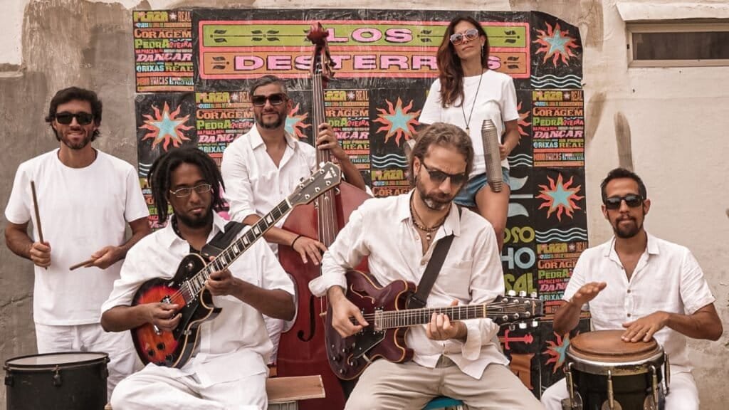 Três bandas fazem show gratuito para celebrar o verão em Florianópolis 2 Los Desterros toca no Vibes de Verao no MULTI. credito Divulgacao 1024x576 1