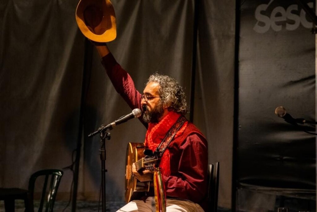 Moreno Overá se apresenta no Teatro Leopoldo Fróes no projeto Violas Brasileiras: Linguagens