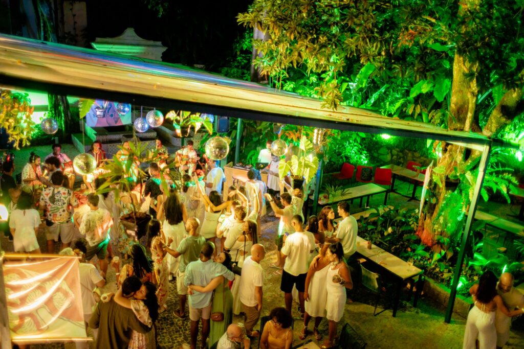JO&JOE Rio faz Pré-Reveillon para atrair boas energias para 2025