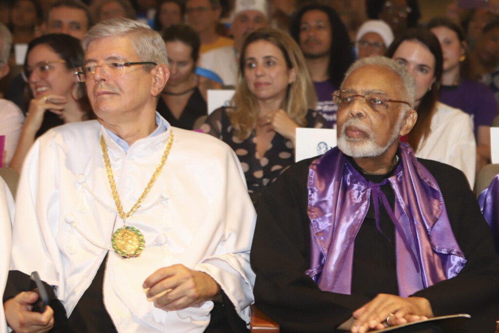 Gilberto Gil é homenageado com o título de Doutor Honoris Causa concedido pela UFRJ