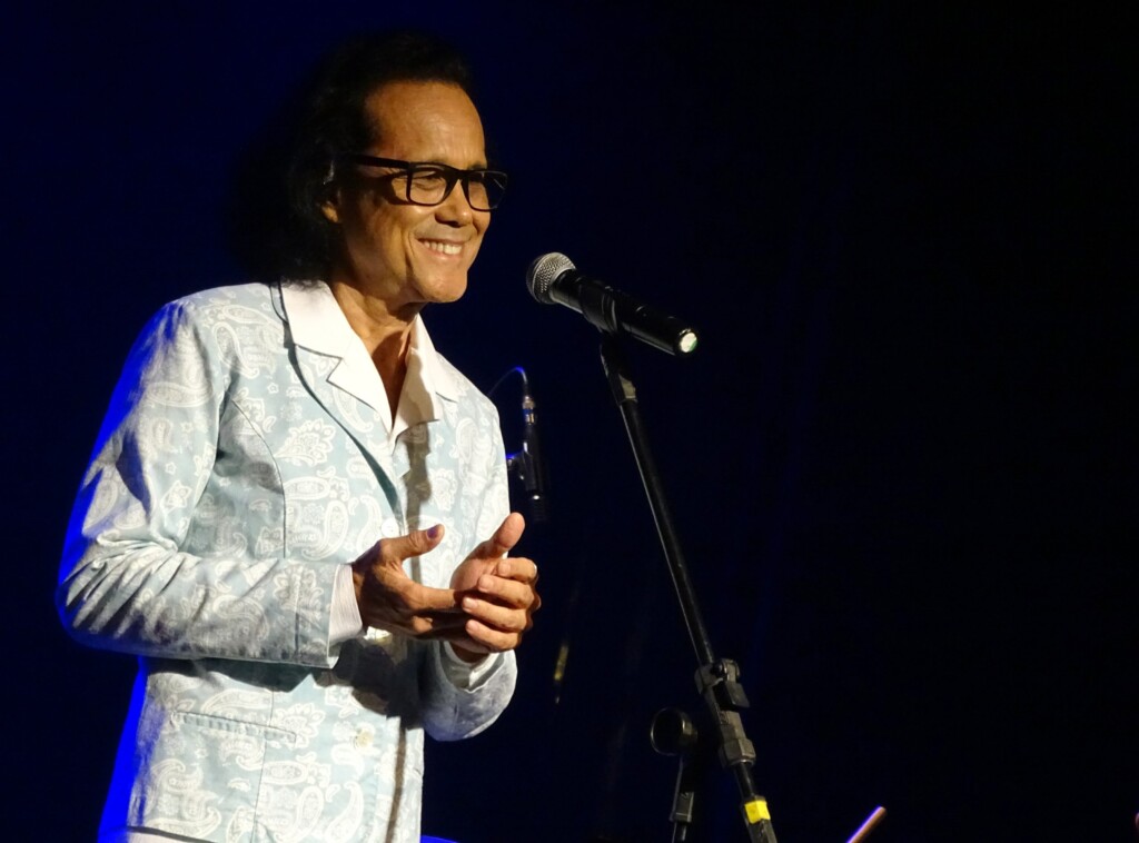 Rubens Kurin no show “Não Penses Ter a Vida Inteira”