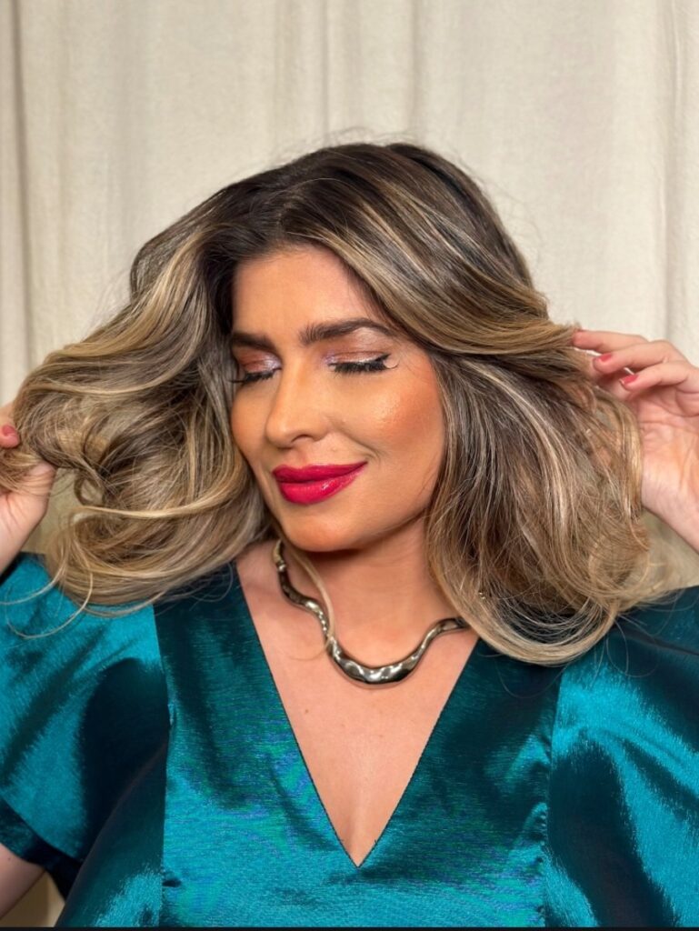 O Hairstylist & Make Luiz Moreno aposta em muito brilho para virada do ano