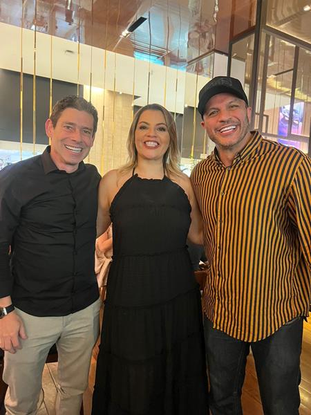 Encontro de empresários no jantar “Billions Dinner” no prestigioso restaurante Piselli Sud
