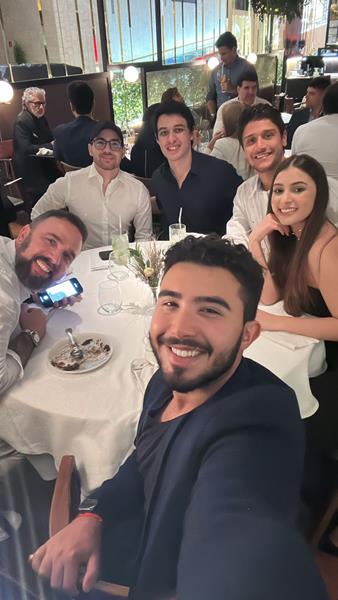 Encontro de empresários no jantar “Billions Dinner” no prestigioso restaurante Piselli Sud