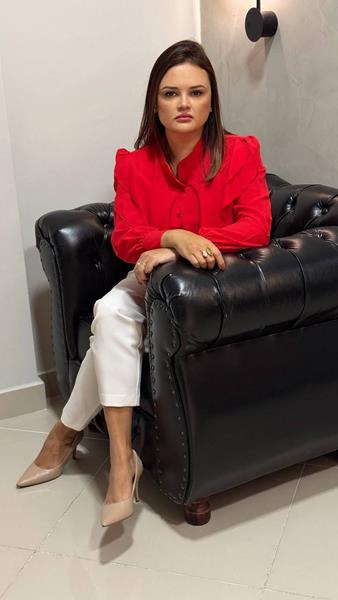 Descubra como Carol Ottz está ajudando milhares de pessoas a conquistarem o sucesso nos negócios e na vida
