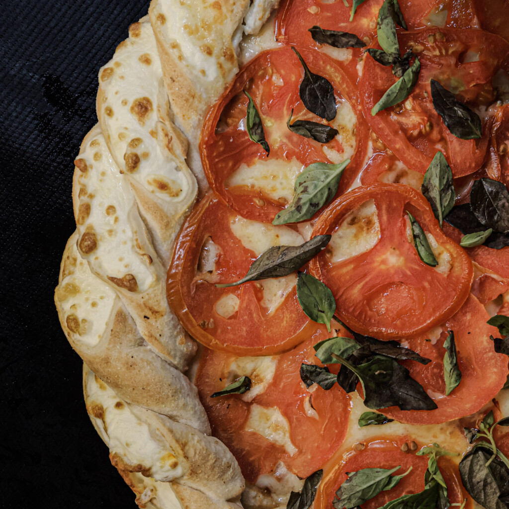 Oliver’s Pizza chega à Barra da Tijuca com sabores artesanais e ação promocional