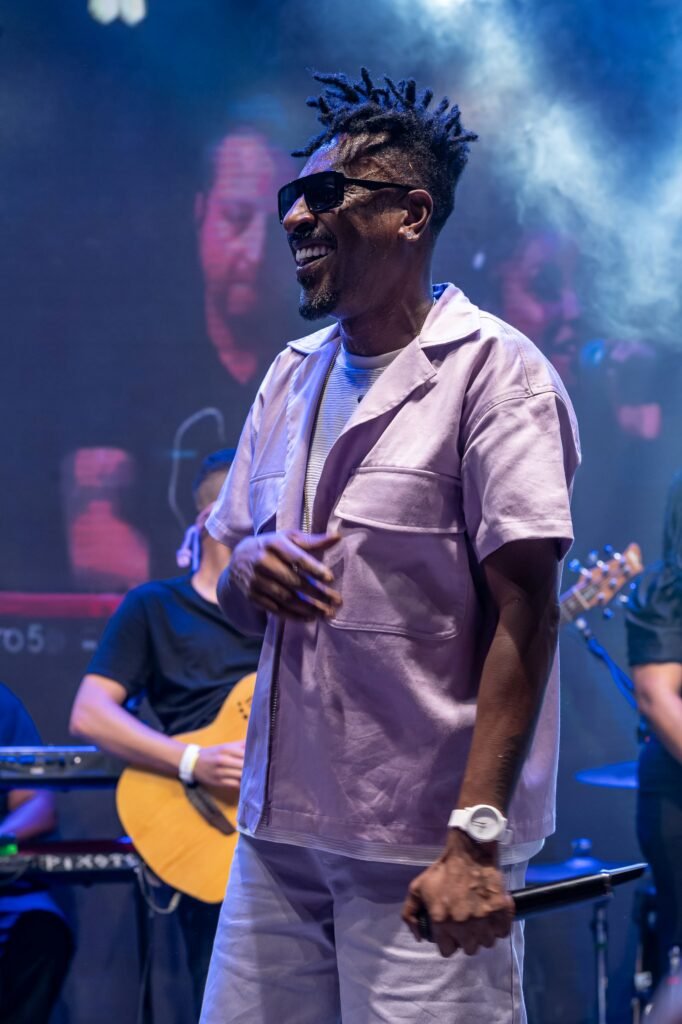 Vencedor do Grammy Latino, Xande de Pilares é uma das atrações do Rio Praia Camarote em 2025 1 Vencedor do Grammy Latino, Xande de Pilares é uma das atrações do Rio Praia Camarote em 2025